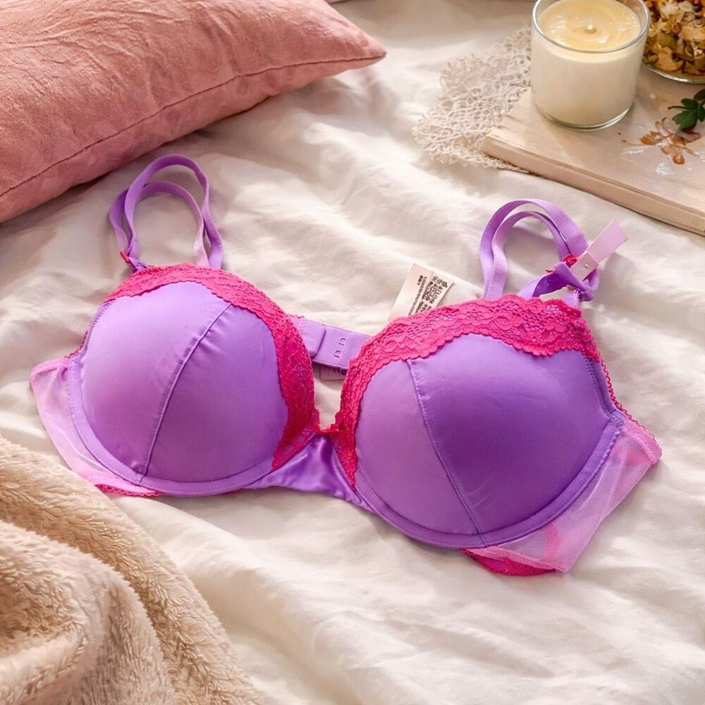 Victoria’s Secret Lace Push-Up Bra 38C Purple Pink Underwire Padded NWT